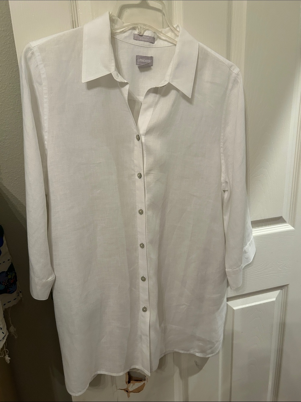 Chico's White Lightweight Women's Button-Front Blouse